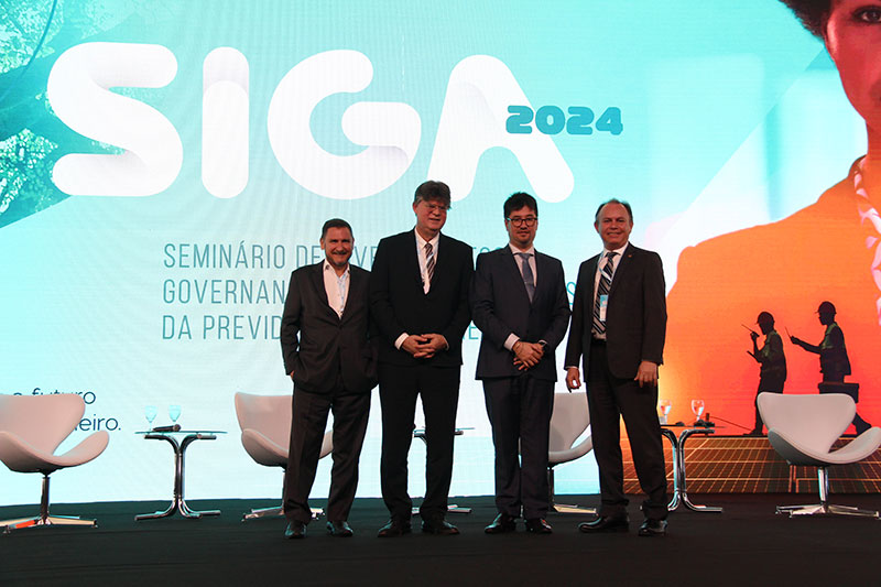 Da esq. para dir.: Edécio Brasil, presidente da Valia; Henrique Jäger, presidente da Petros; João Fukunaga, presidente da Previ; e Ricardo Pontes, presidente da Funcef